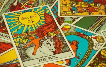 Free Online Tarot Card Predictions